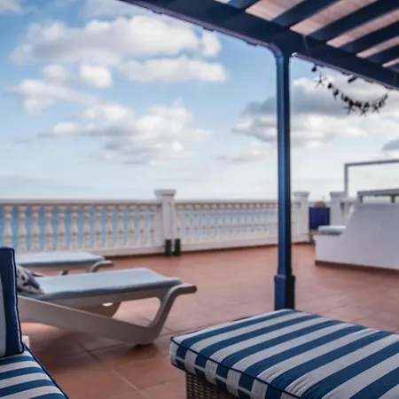Seaview Coastal On Front Line With Amazing Sea Views And Large Terrace فيلة بويرتو ذيل كارمين