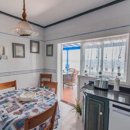 Seaview Coastal On Front Line With Amazing Sea Views And Large Terrace