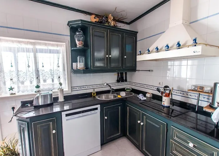 Seaview Coastal On Front Line With Amazing Sea Views And Large Terrace Puerto del Carmen (Lanzarote)