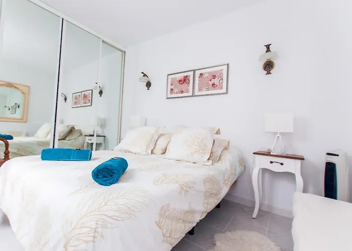 Willa Seaview Coastal On Front Line With Amazing Sea Views And Large Terrace Puerto del Carmen (Lanzarote)