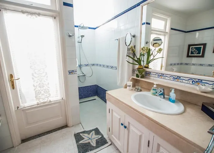 Seaview Coastal On Front Line With Amazing Sea Views And Large Terrace Villa Puerto del Carmen (Lanzarote)